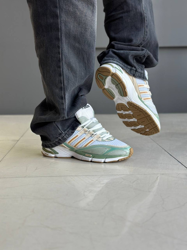 کفش آدیداس سوپرنوا فارماتن سبز کرم